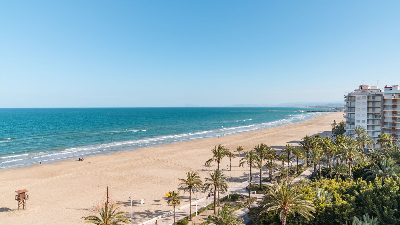 Disfruta del 4 al 7 de junio en Oropesa del Mar. Hotel Magic Sports 4* con Todo Incluido, animación y relax. ¡Salida desde Carrión con STC Meditour!Disfruta del 4 al 7 de junio en Oropesa del Mar. Hotel Magic Sports 4* con Todo Incluido, animación y relax. ¡Salida desde Carrión con STC Meditour!